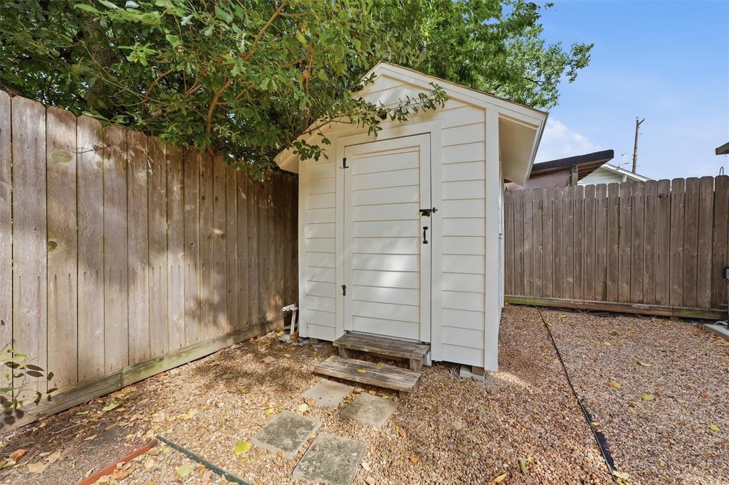 2012 Shearn Street - Photo 24
