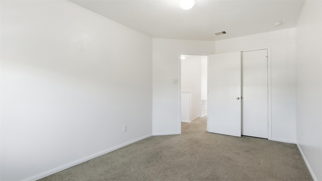 9307 Dewberry Blossom Lane - Photo 12