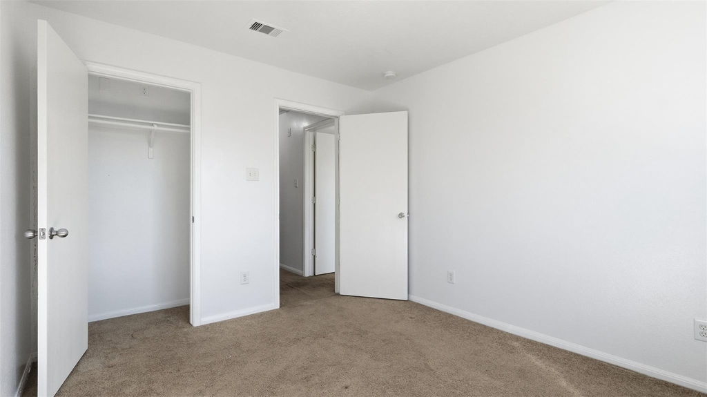 9307 Dewberry Blossom Lane - Photo 17