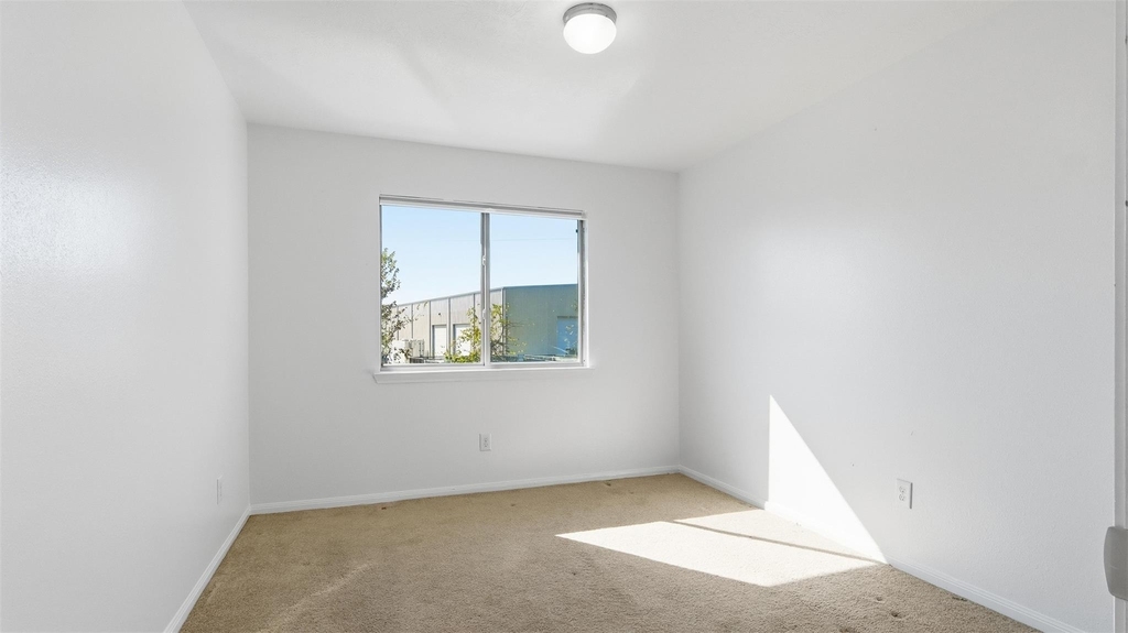 9307 Dewberry Blossom Lane - Photo 16