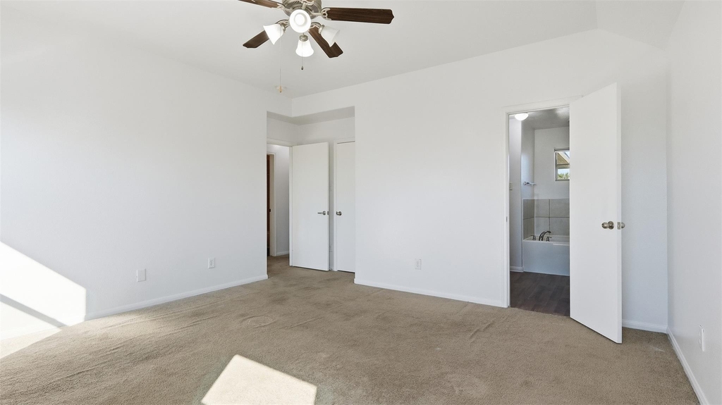 9307 Dewberry Blossom Lane - Photo 19