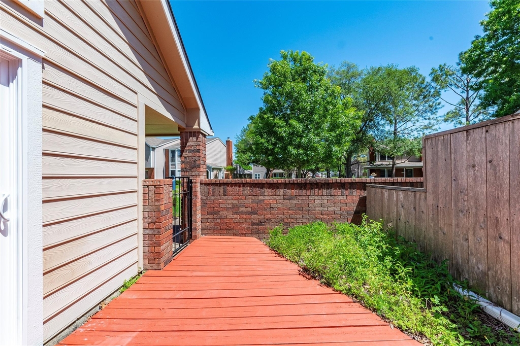 1436 Gemini Street - Photo 29
