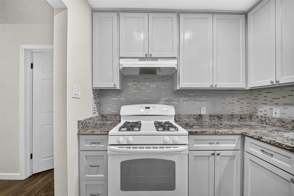 1806 Thelma Lane - Photo 18
