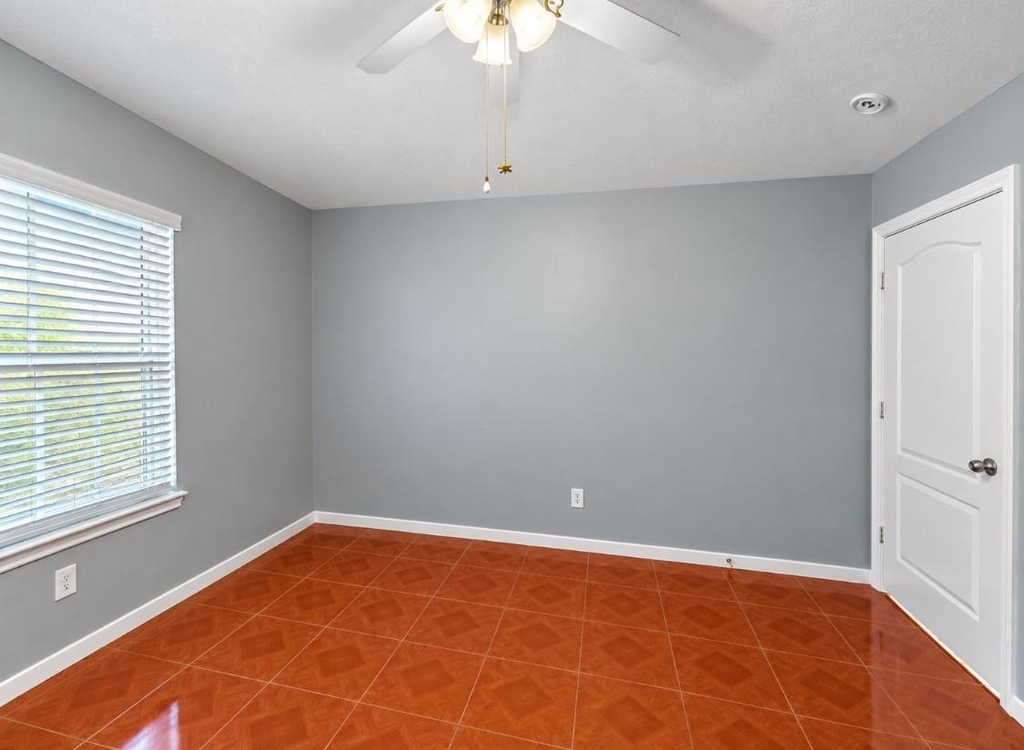 13618 Sablegrove Lane - Photo 24