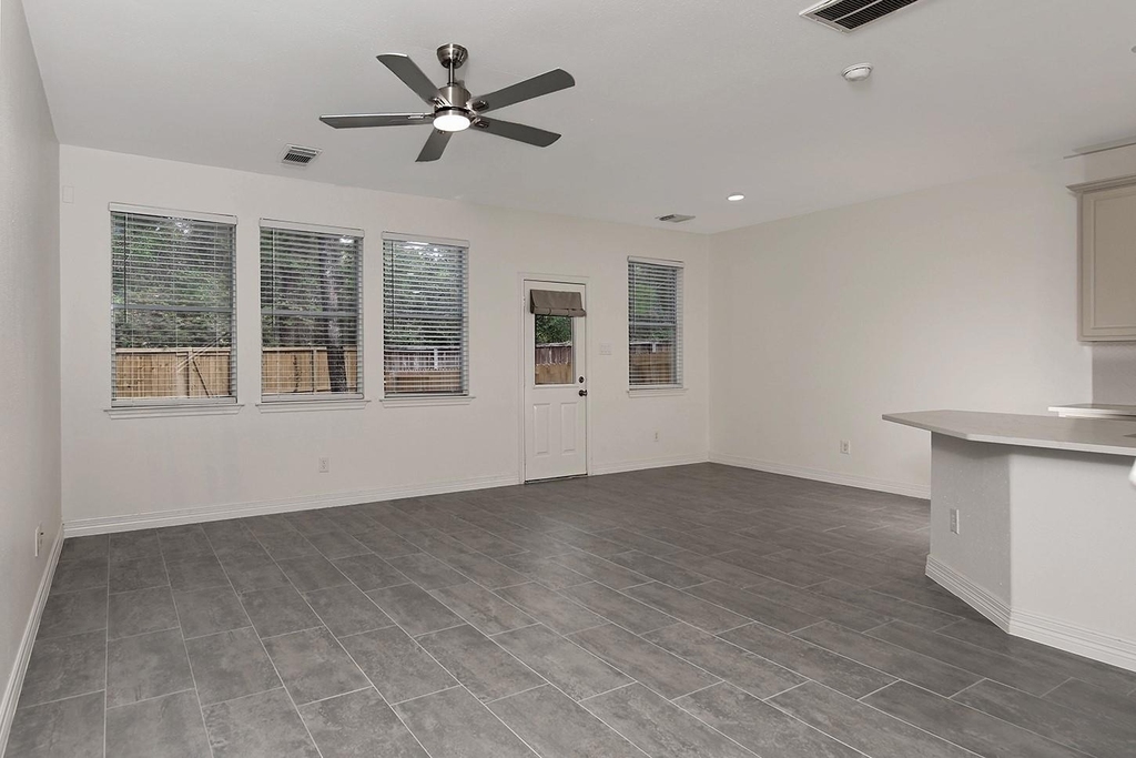 7 Peach Ridge Drive - Photo 5