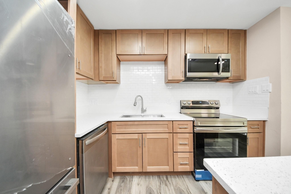 3130 5th Street - Photo 9