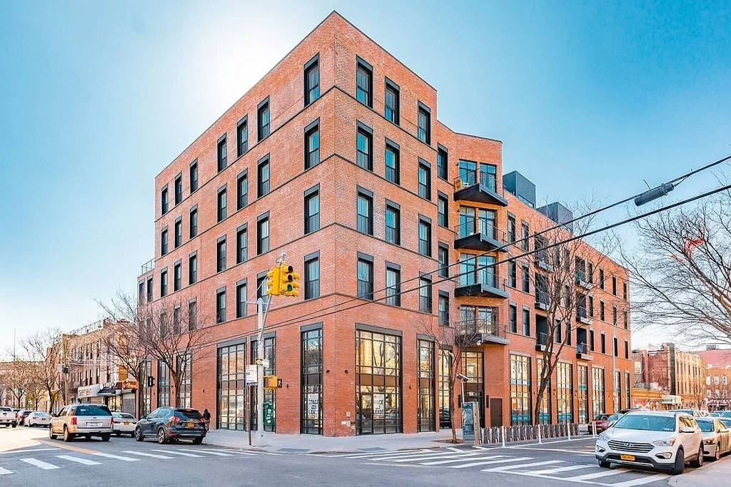 55-27 Myrtle Avenue - Photo 6