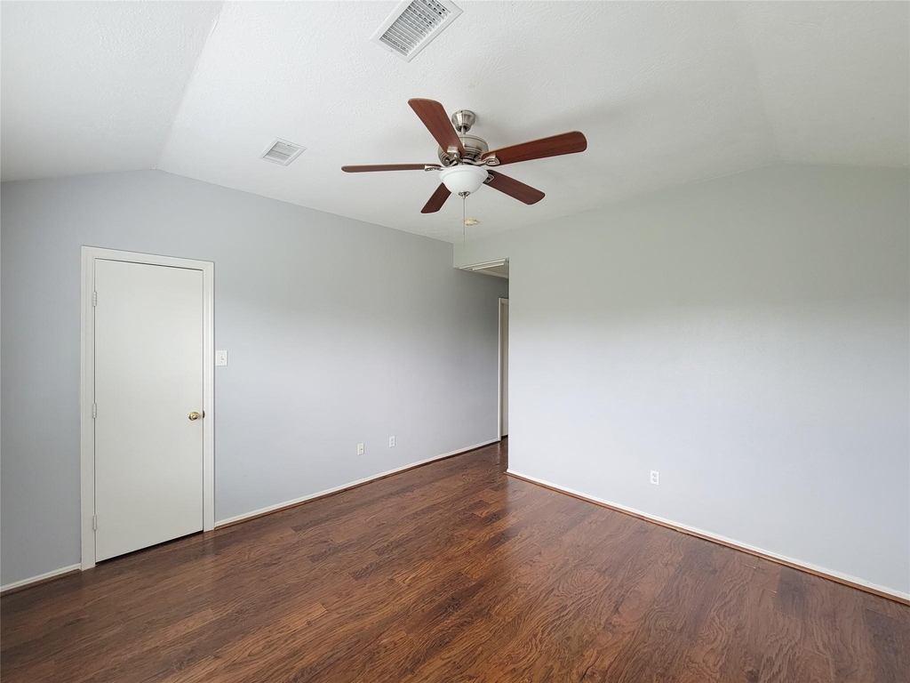 6411 Majesty - Photo 24