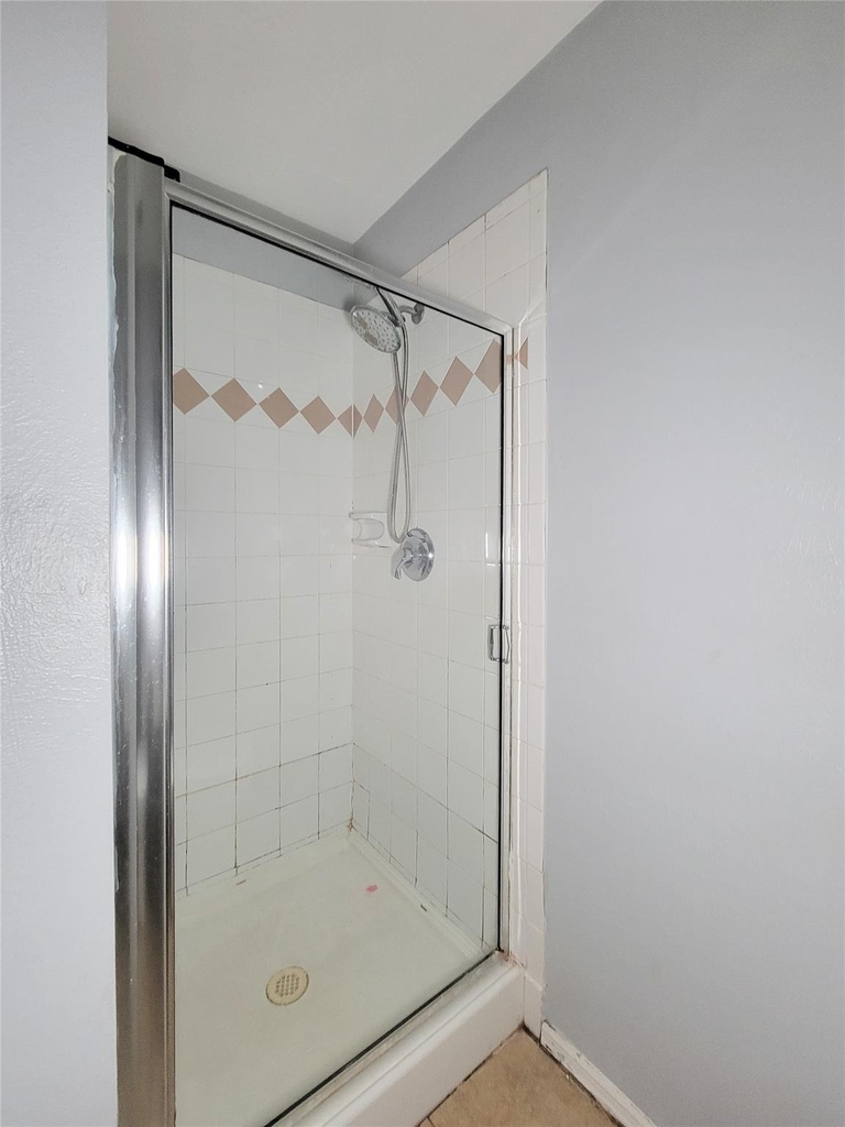6411 Majesty - Photo 29