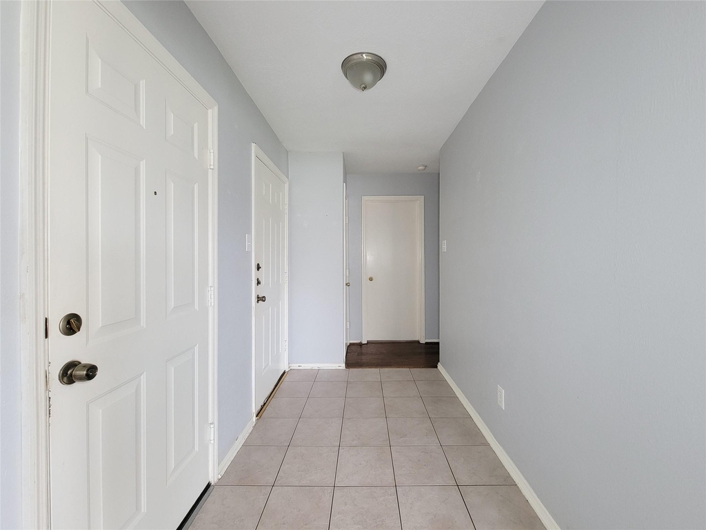 6411 Majesty - Photo 4