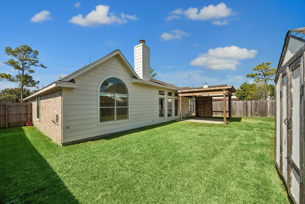 1205 Pine Field - Photo 26