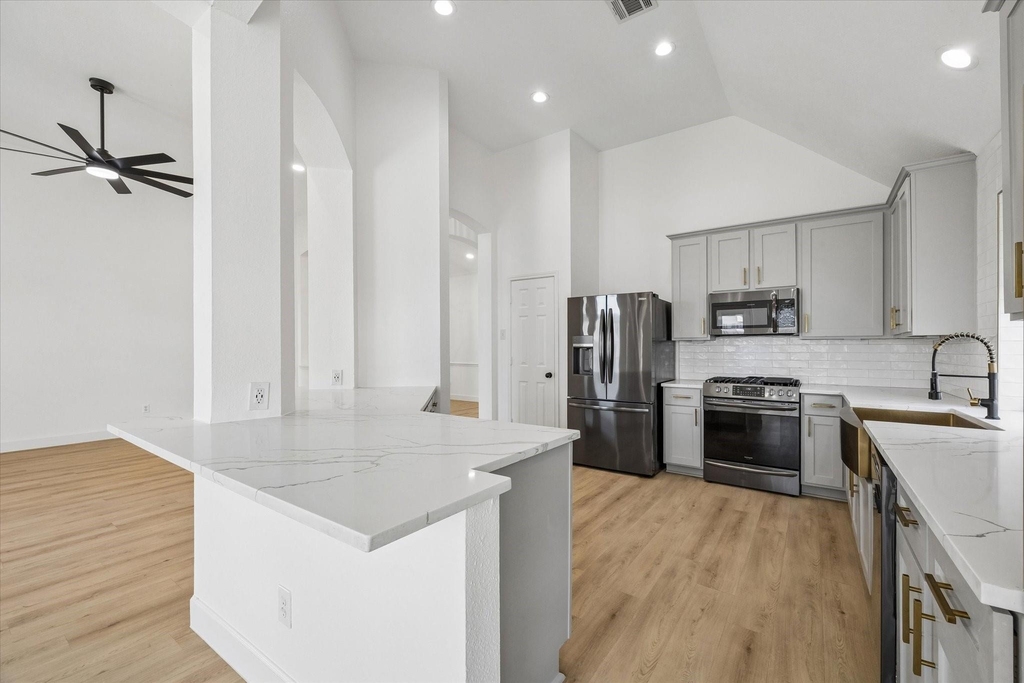 1205 Pine Field - Photo 10