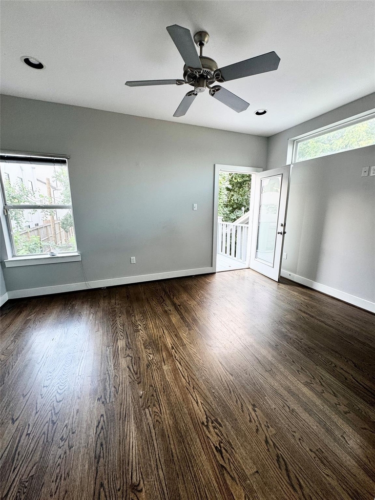 612 E 29th Street - Photo 14