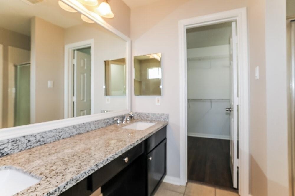 311 Lake View Drive - Photo 7