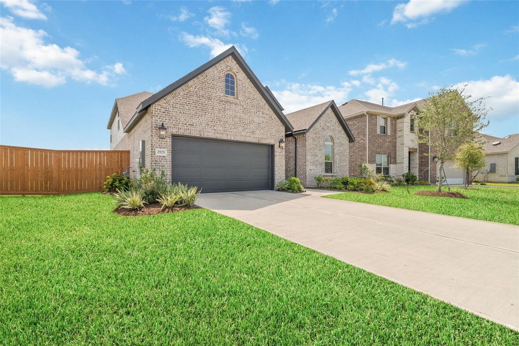 2925 Gleason Terrace Lane - Photo 2