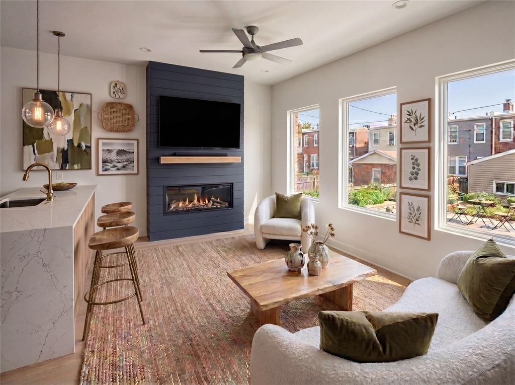 5004 Carmen Street - Photo 2