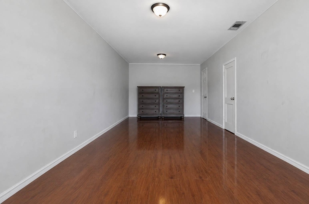 7217 Parker Road - Photo 3