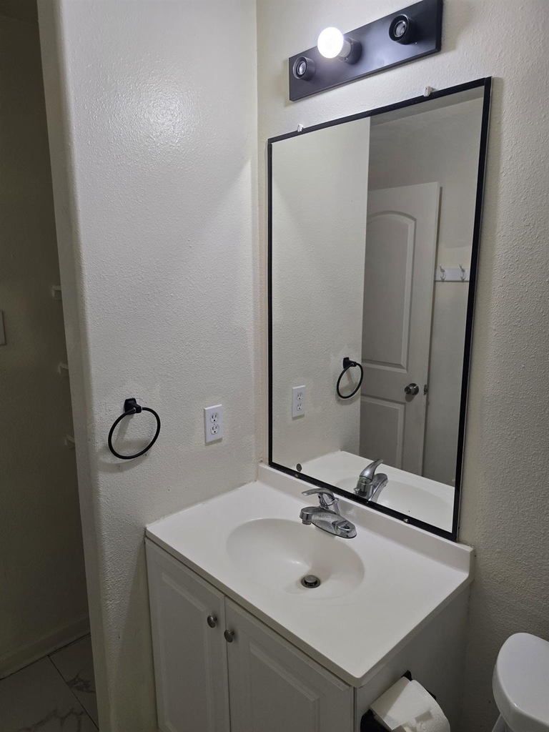 7122 Autumn Bluff Lane - Photo 16