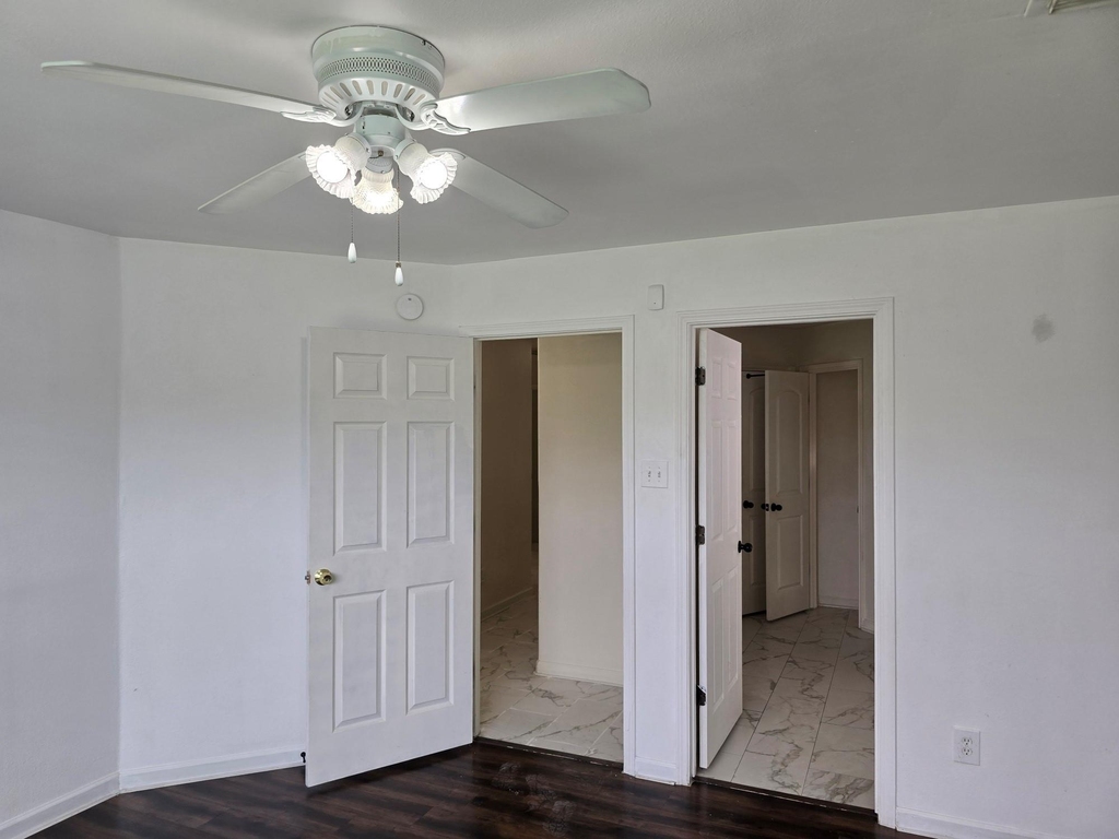 7122 Autumn Bluff Lane - Photo 4