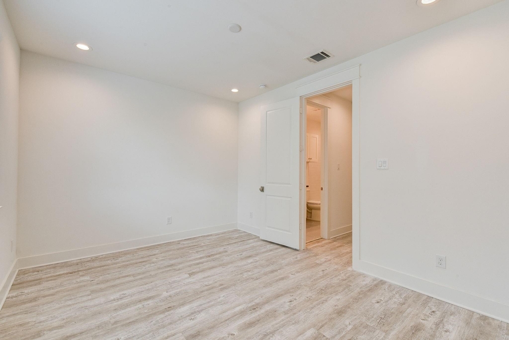 2707 Oakwood Crest Lane - Photo 21