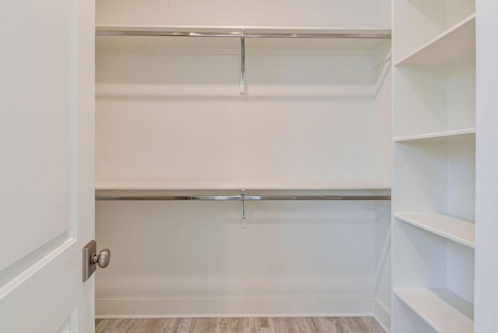 2707 Oakwood Crest Lane - Photo 15