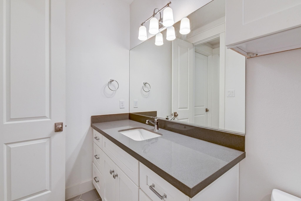 2707 Oakwood Crest Lane - Photo 18