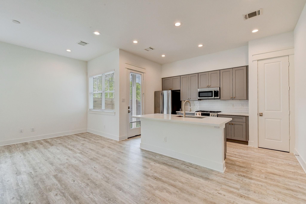 2707 Oakwood Crest Lane - Photo 28
