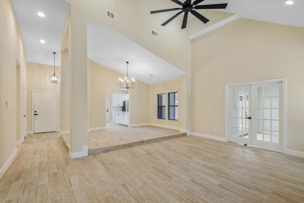 2126 Windmill Drive - Photo 3