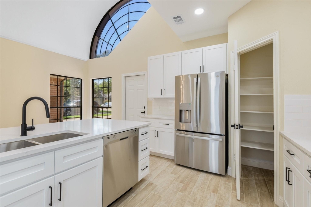 2126 Windmill Drive - Photo 8