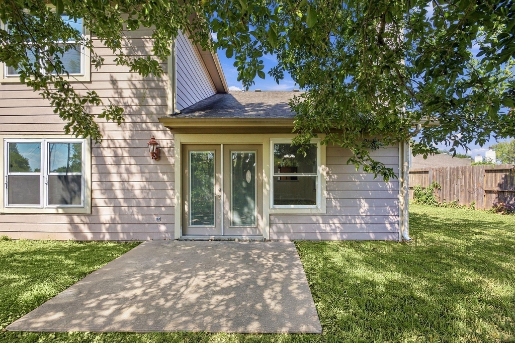 6331 Canyon Rock Way - Photo 38