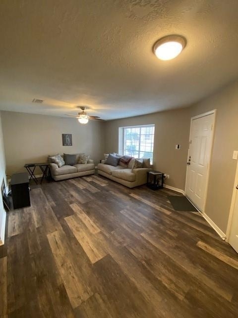 2402 Sycamore Avenue - Photo 1