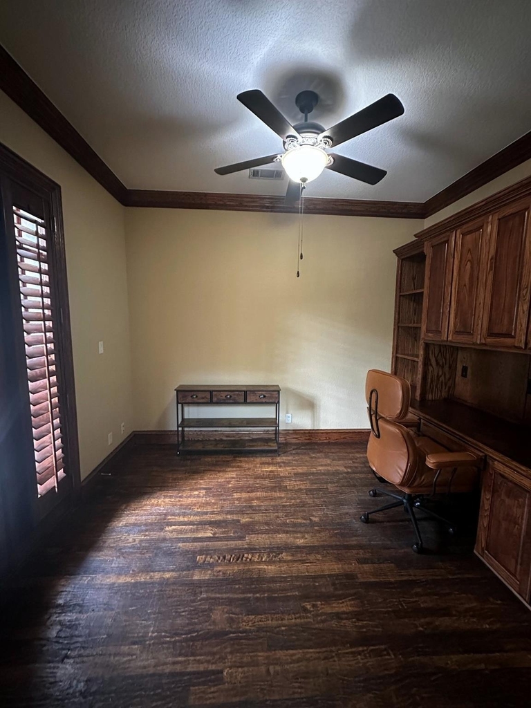 4516 Gilbert Avenue - Photo 1