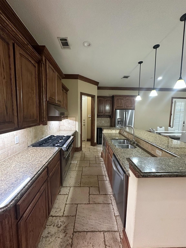 4516 Gilbert Avenue - Photo 7