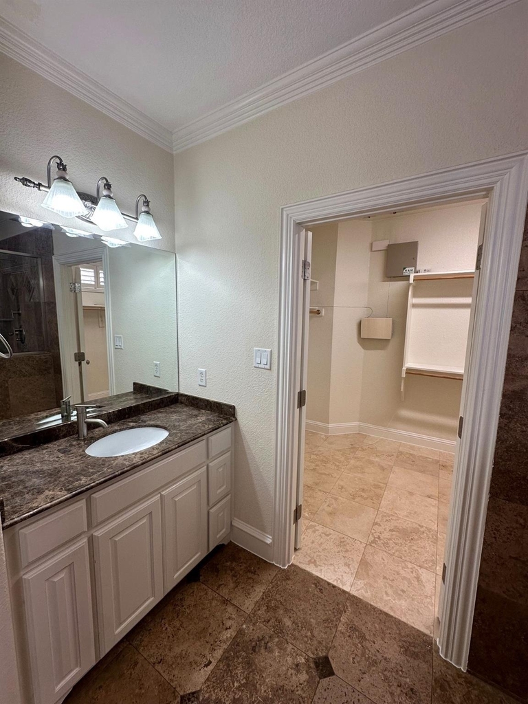 4516 Gilbert Avenue - Photo 31