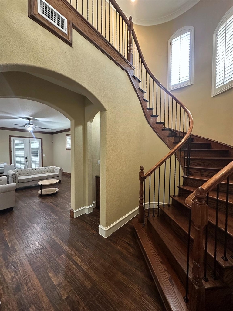 4516 Gilbert Avenue - Photo 0