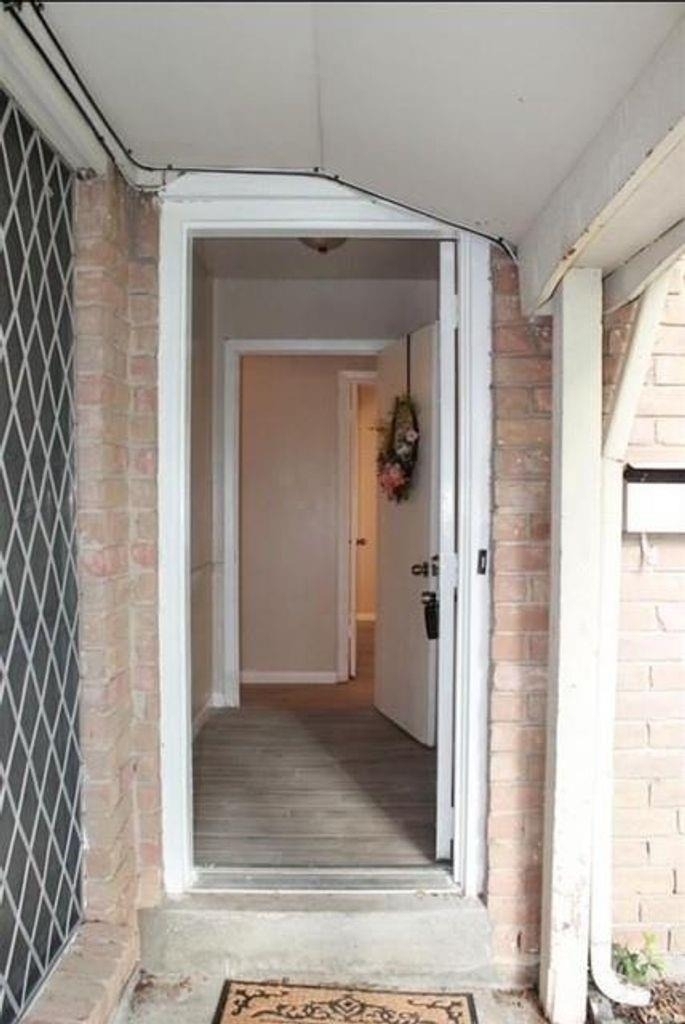 4034 Curly Oaks Drive - Photo 2