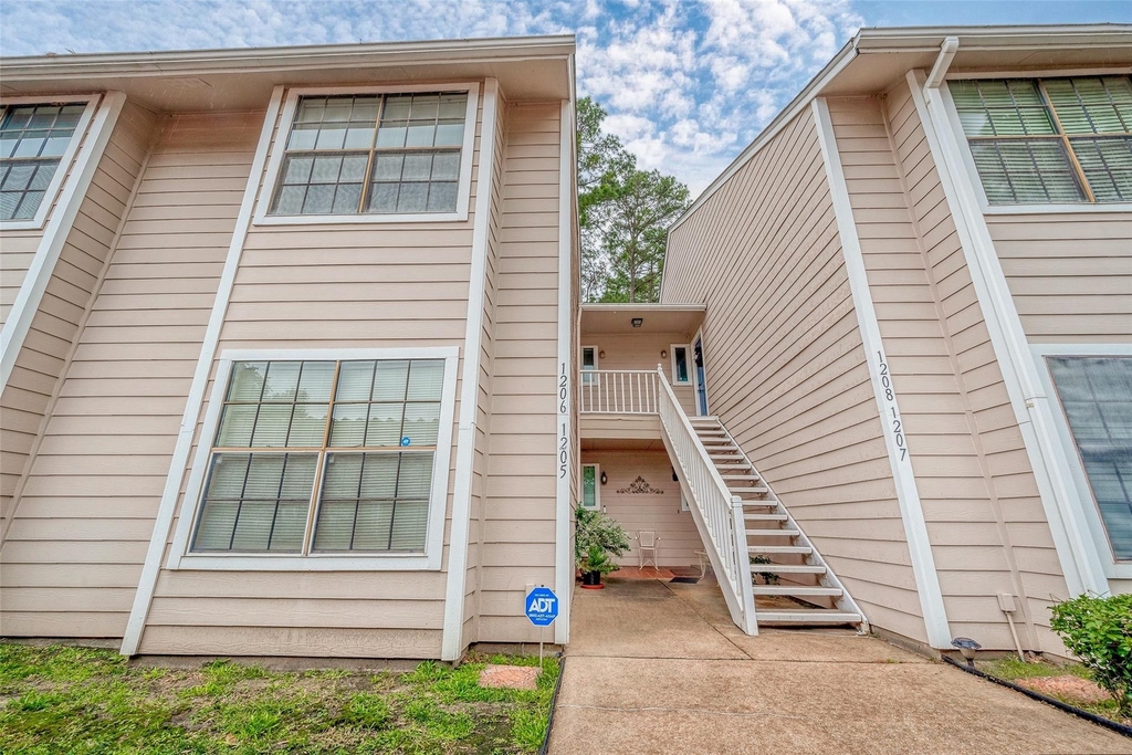 14911 Wunderlich Drive - Photo 1