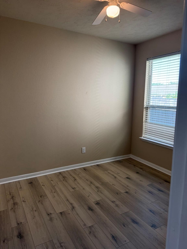 12918 Fenland Field Lane - Photo 10