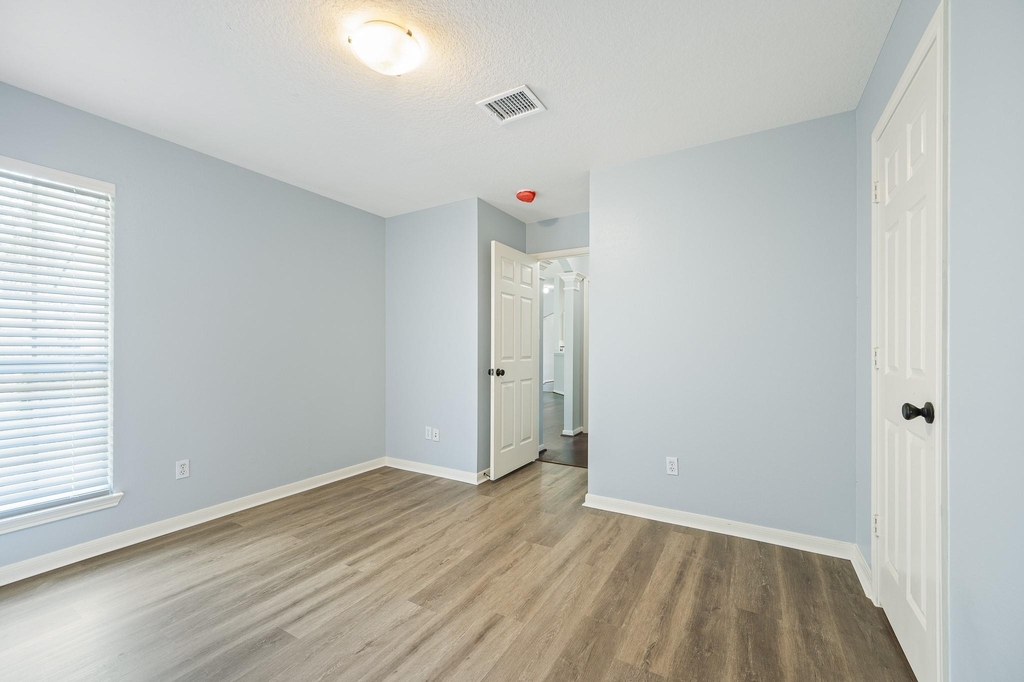 5827 Willow Park Drive - Photo 27
