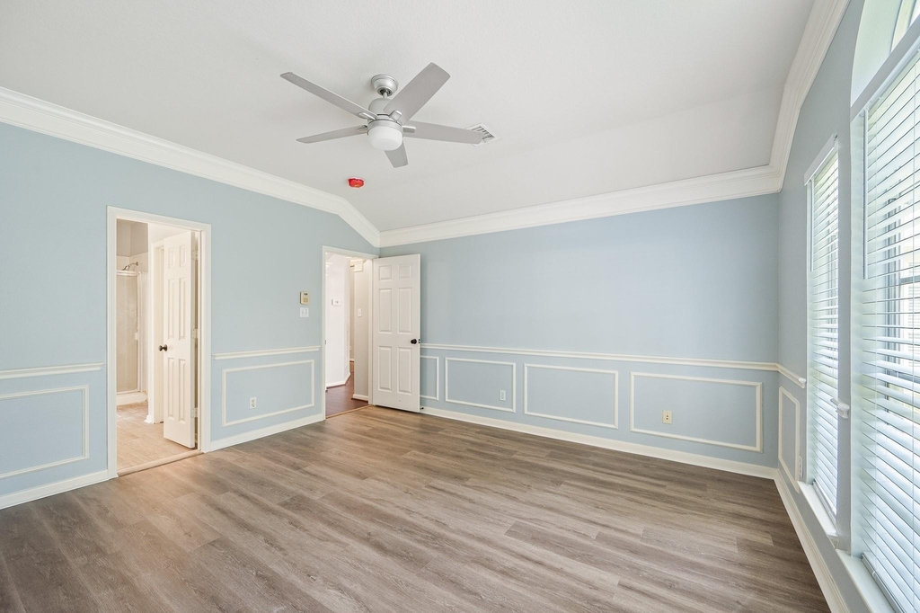 5827 Willow Park Drive - Photo 18