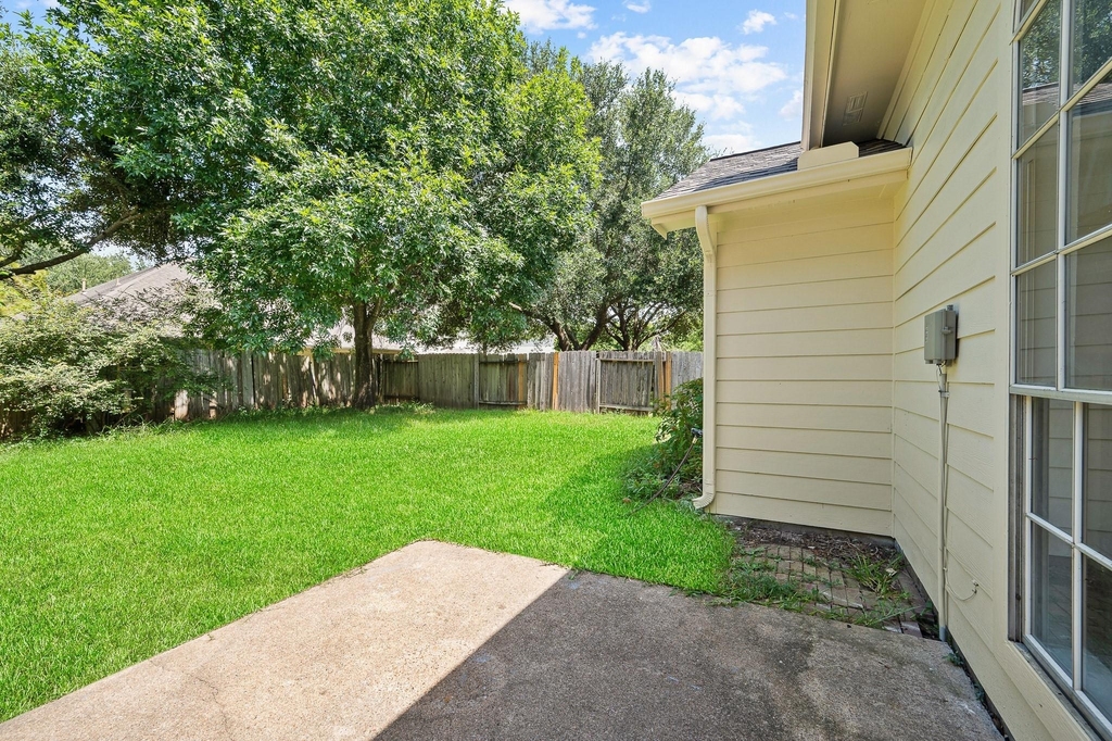 5827 Willow Park Drive - Photo 28