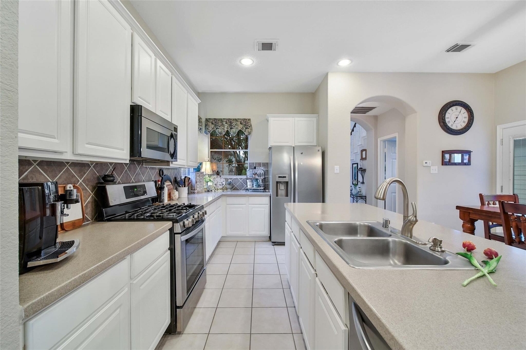 21619 Spring Vine Lane - Photo 8