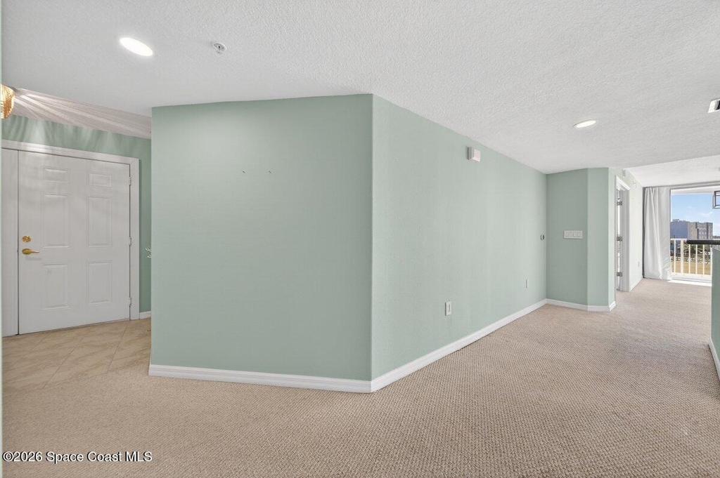 8903 Laguna Lane - Photo 4