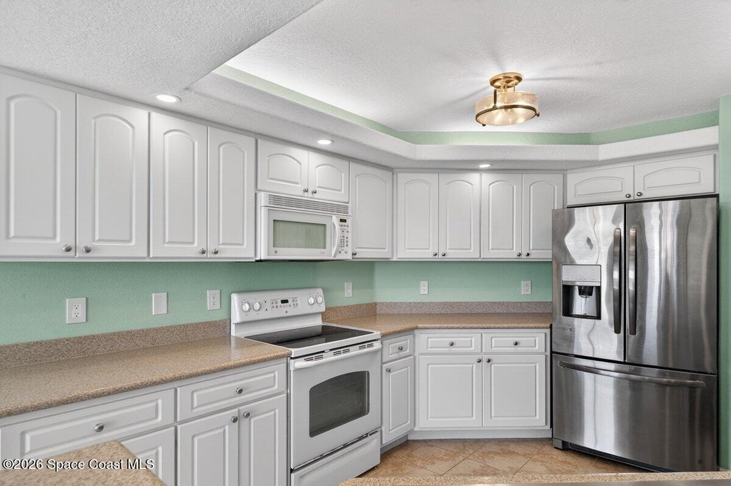 8903 Laguna Lane - Photo 9