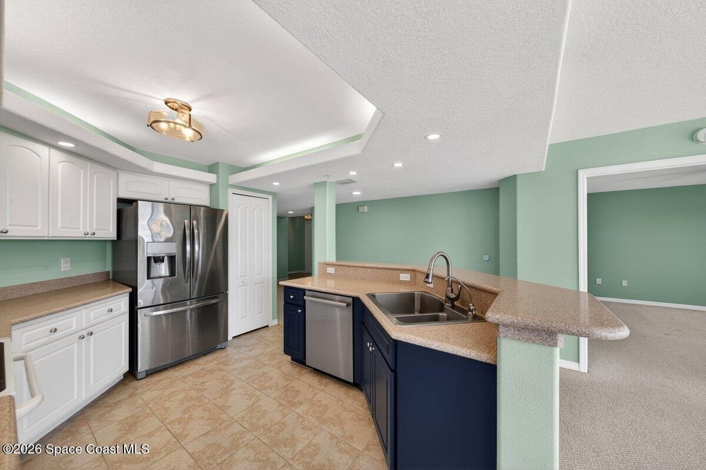 8903 Laguna Lane - Photo 11