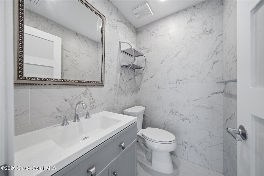 415 Island Drive - Photo 14