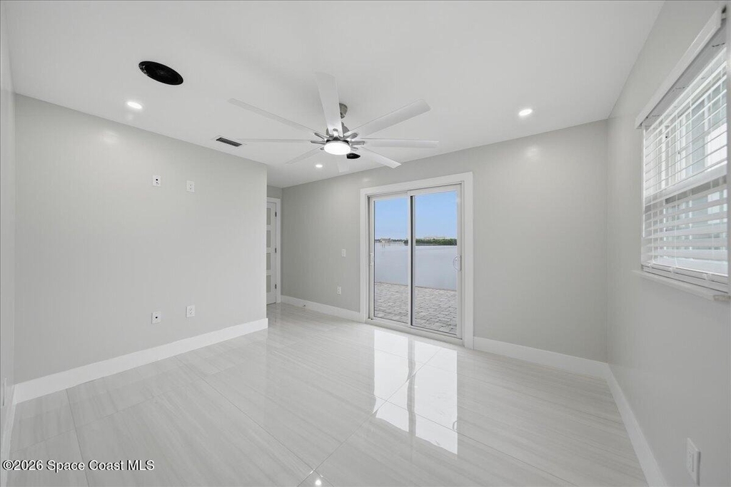 415 Island Drive - Photo 10