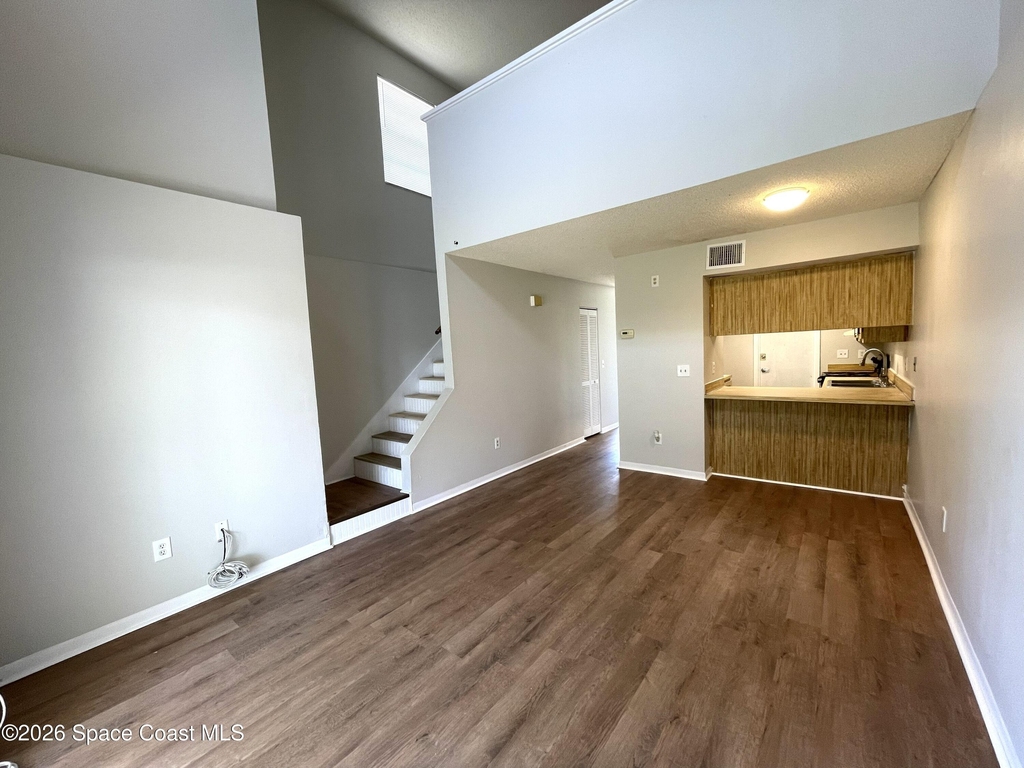 1448 Croftwood Drive - Photo 6
