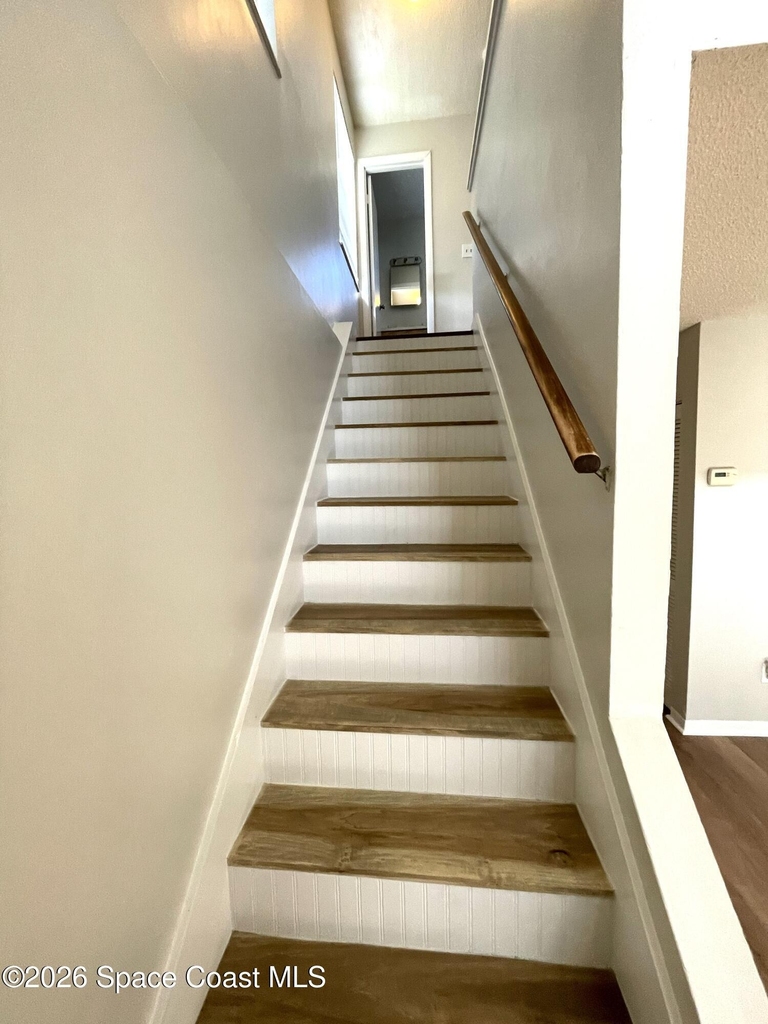 1448 Croftwood Drive - Photo 11