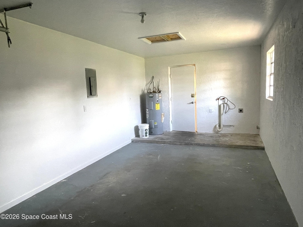 1448 Croftwood Drive - Photo 19